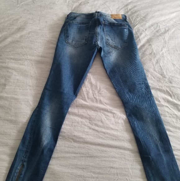 Jeans - Picture 3 of 4